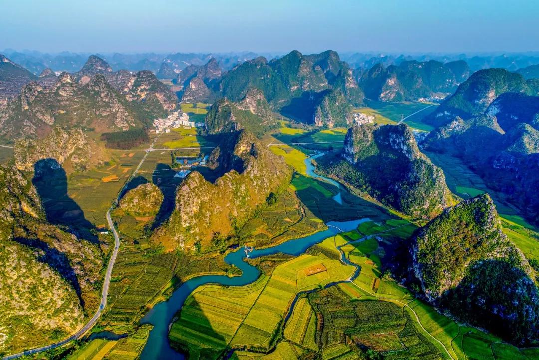 广西之声,播音稿中的八桂大地风采