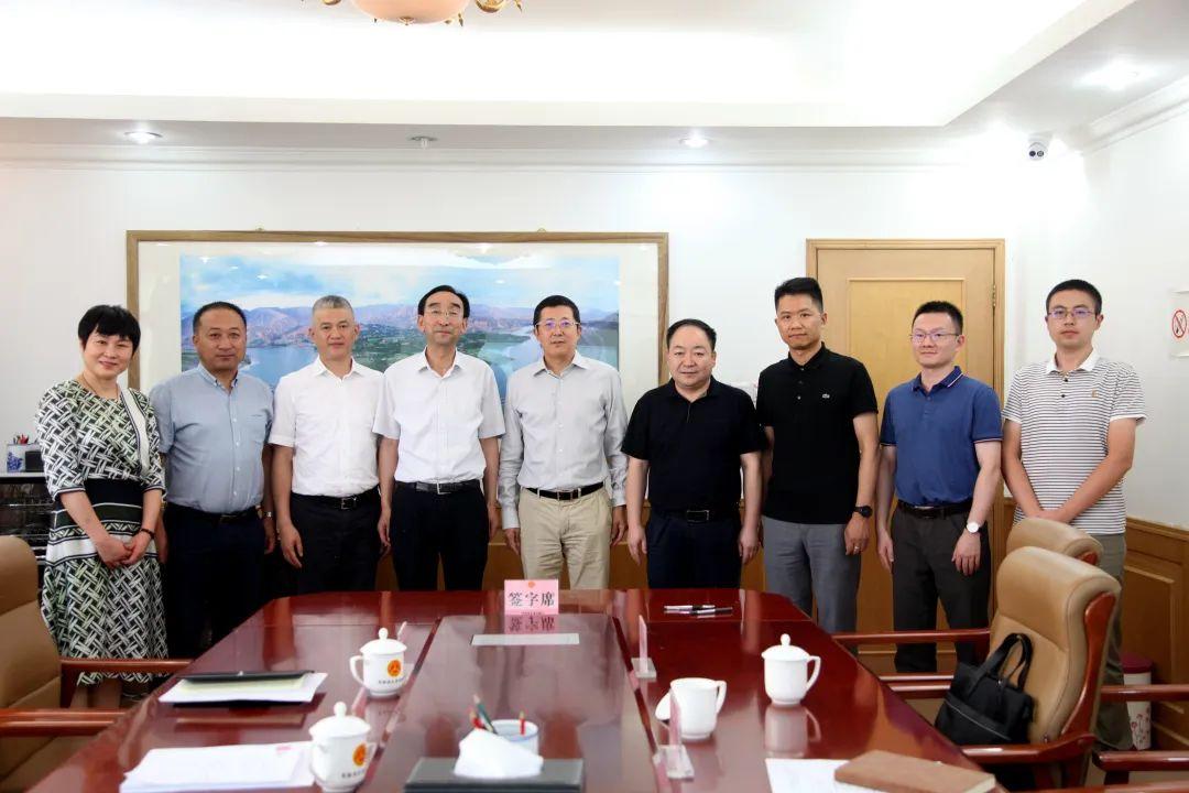 揭秘高原明珠青海，无限魅力的展现